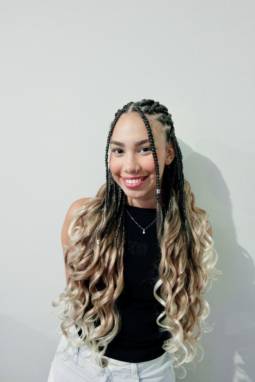 Regata Canelada Preta - Feminina