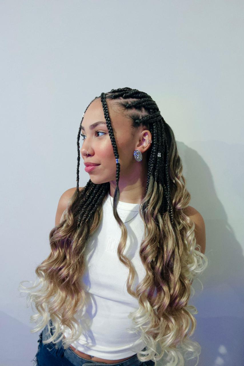 Regata Canelada Branca - Feminina